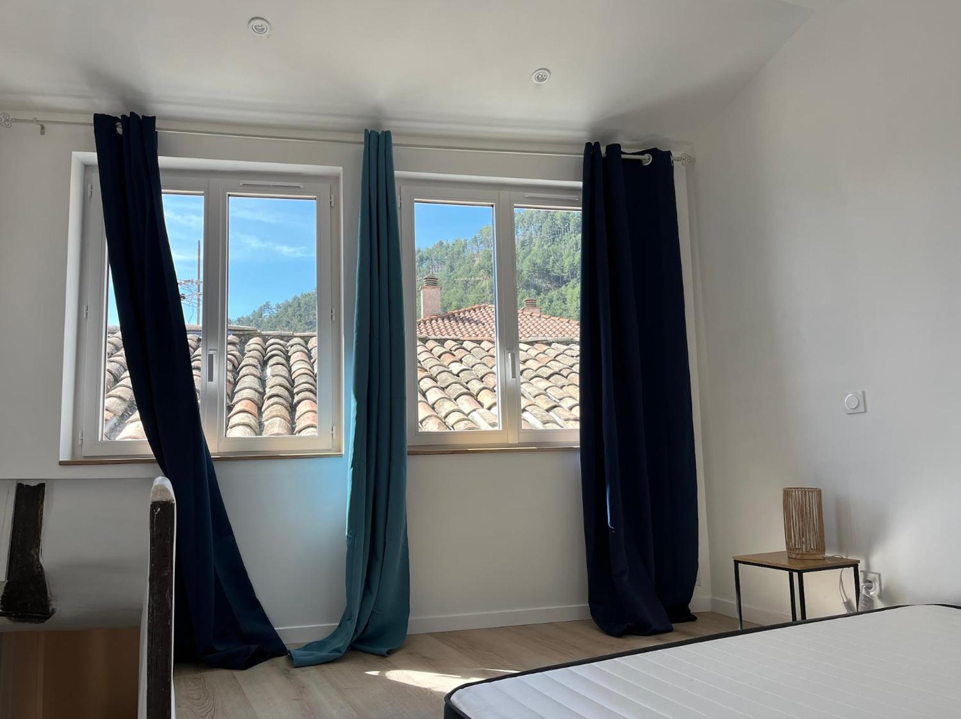 Le Jalet En Provence - Penthouse Apartment Sisteron Luaran gambar
